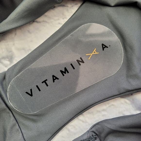 Vitamin A Leah Grey One-Piece Sustainability Is Sexy Swimsuit size Medium (8) - Picture 14 of 14